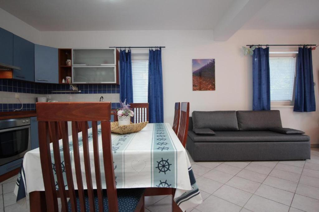 Apartmani Zec Šilo 外观 照片
