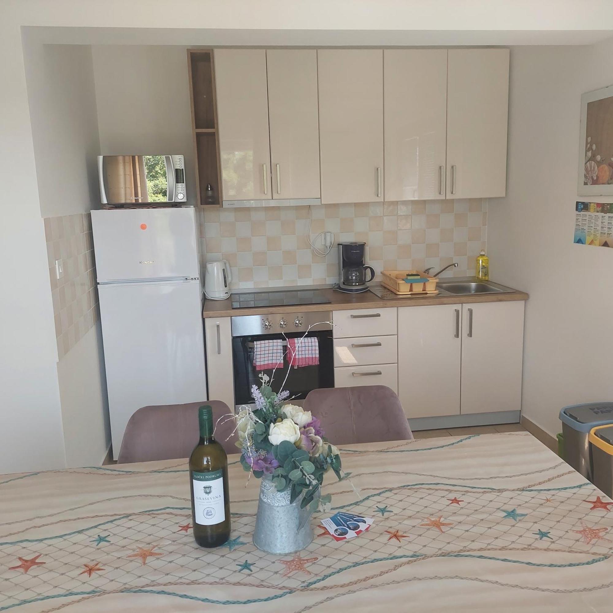 Apartmani Zec Šilo 外观 照片